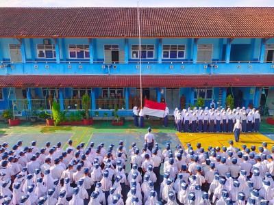 UPACARA BENDERA PERTAMA SEMESTER GENAP TAHUN 2023