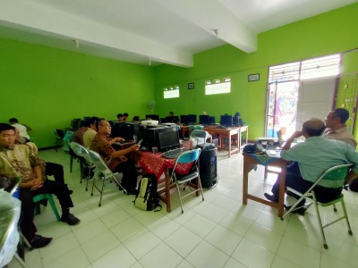 Rapat Ops. Bos dan Aset