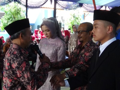  Pelepasan Siswa Kelas IX Tahun Pelajaran 2021-2022