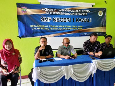 WORKSHOP LEARNING MANAGEMENT SYSTEM IMPLEMENTASI PENILAIAN BERBASIS IT 