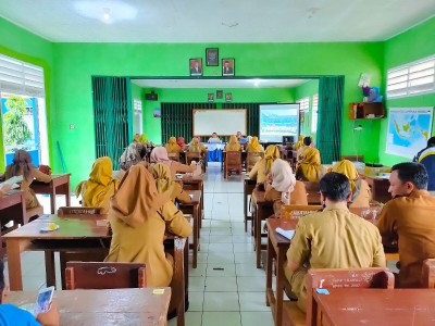 Rapat Dinas Pendidik dan Tenaga kependidikan