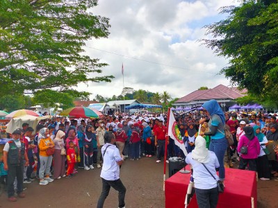 Jalan Santai HUT PGRI