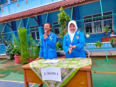 PEMILIHAN CALON KETUA DAN WAKIL KETUA OSIS SMPN 1 KAWALI
