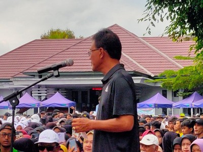 Jalan Santai HUT PGRI