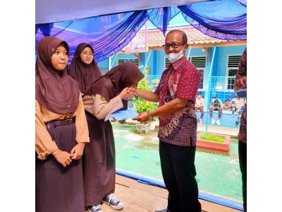 Pembagian Rapor Semester Ganjil Tahun Ajaran 2022 - 2023