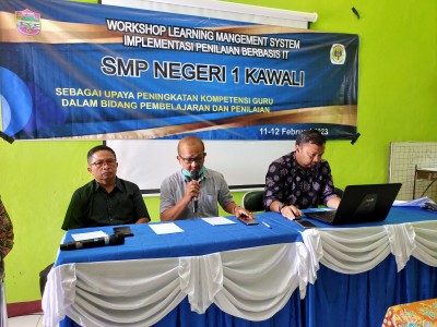 WORKSHOP LEARNING MANAGEMENT SYSTEM IMPLEMENTASI PENILAIAN BERBASIS IT 
