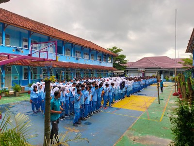 Jalan Santai HUT PGRI