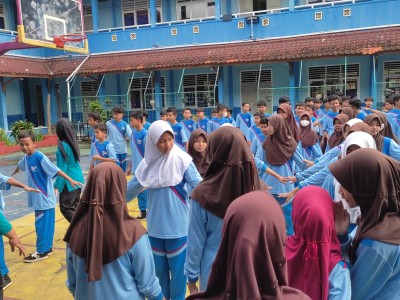 Gerakan jumat sehat 