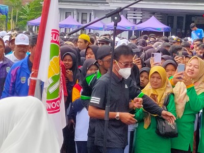 Jalan Santai HUT PGRI