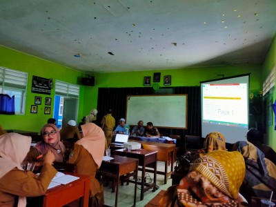RAPAT SOSIALISAI DAN PENGESAHAN RKAS