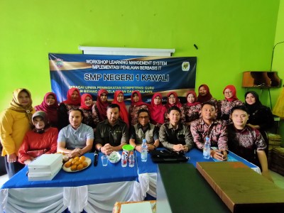 WORKSHOP LEARNING MANAGEMENT SYSTEM IMPLEMENTASI PENILAIAN BERBASIS IT 
