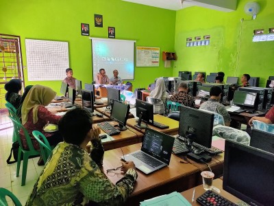 Rapat Ops. Bos dan Aset