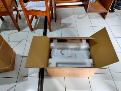 Instalasi dan Penyerahan Anyboard Media Pembelajaran Board Interaktif / Alat Multimedia