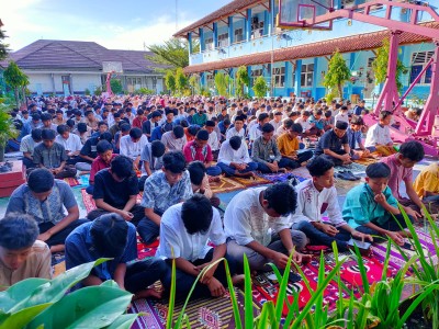 Sholat Dhuha dan Membaca Surat Yasin 10 April 2023