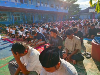 Sholat Dhuha dan Membaca Surat Yasin 10 April 2023