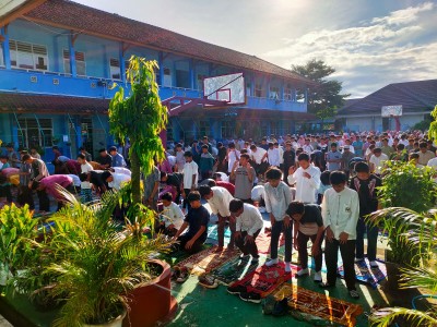Sholat Dhuha dan Membaca Surat Yasin 10 April 2023