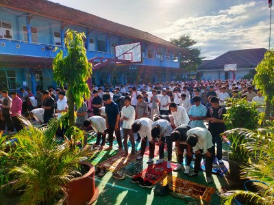 Sholat Dhuha dan Membaca Surat Yasin 10 April 2023