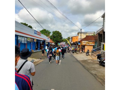 Jalan Santai HUT PGRI