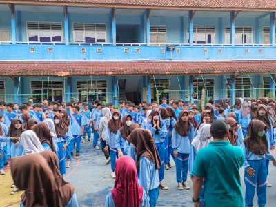 Gerakan jumat sehat 