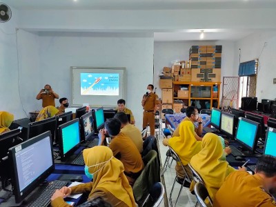 Workshop aplikasi dinamis oleh BPKPD