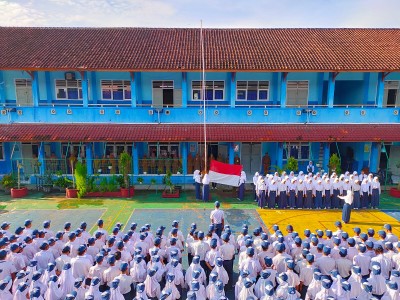UPACARA BENDERA PERTAMA SEMESTER GENAP TAHUN 2023